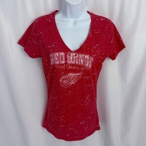 NHL Detroit Red Wings V-Neck Tee Size Large